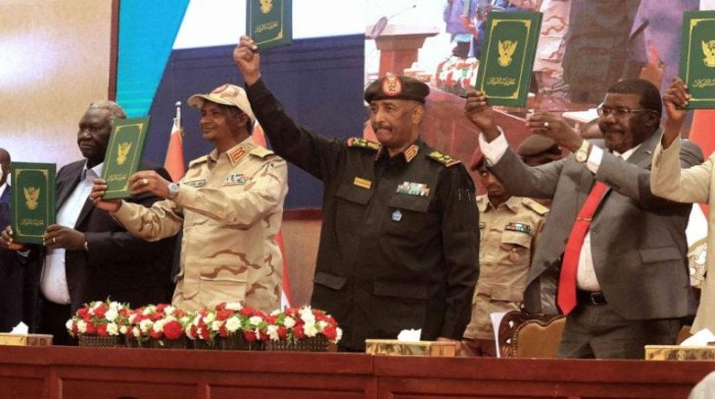 انعدام الثقة يلقي بظلال على اتفاق الانتقال السياسي في السودان